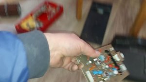 "Препарируем" малышей? Переговорное устройство Электроника и телефон VEF TA12, жирненькие малыши?