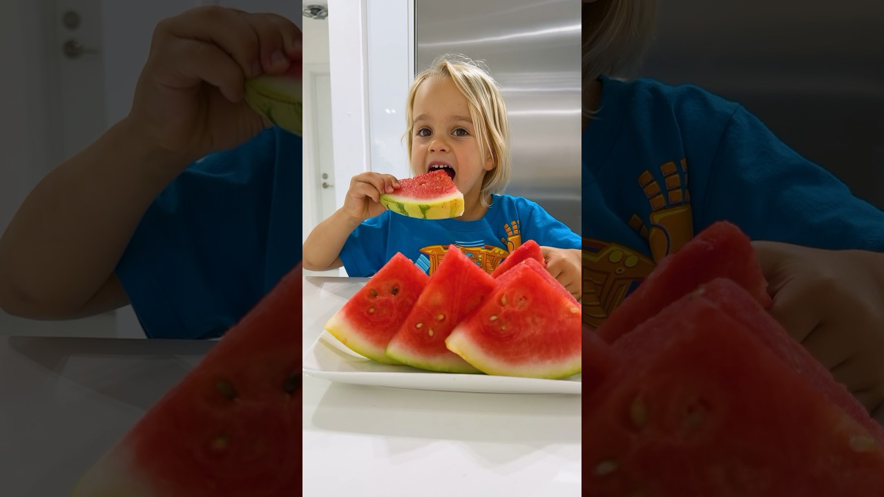 Крис учится быть вежливым и делиться едой смотреть онлайн