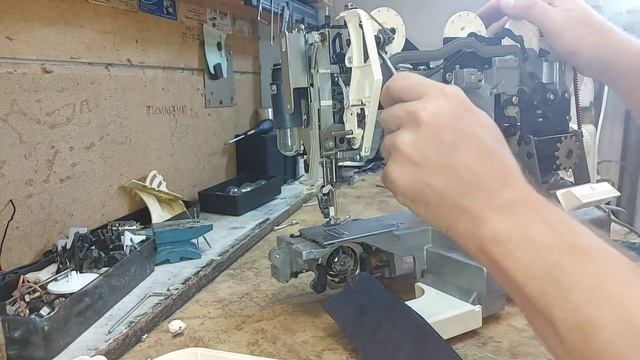Швейная машина Brother XR 36 нет продвижения ткани, не работает клавиша реверса. смотреть онлайн