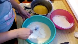 медовый торт. Торт медовик рецепт со сгущенкой