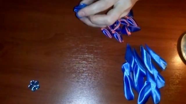 Резиночка "Трёхцветный лепесток" смотреть онлайн