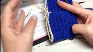 Анатомическая детская шапка с ушками поперечной резинкой. Макушка- тыковка.