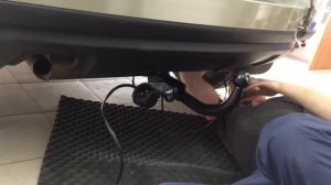 Установка фаркопа на Рено Дастер