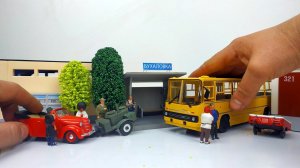 Фигурки людей, деревья, здания, прицепы, гаражи все модели в 43 масштабе! Про машинки!