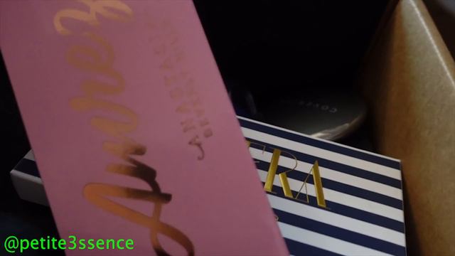 BAT 🦇 ATTACK! 😩😭 + Haul & Surprises | Vlog #52 смотреть онлайн