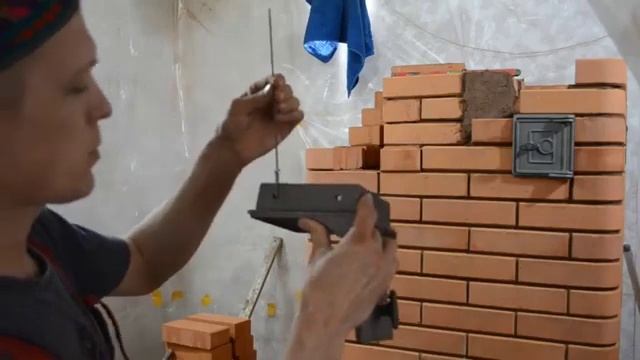 Установка прочистных дверок.Установка дверок печи. Как установить поддувало. смотреть онлайн