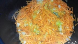 Борщ с тушенкой в мультиварке