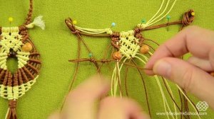 Multicolored Macramé Owl - Necklace Tutorial