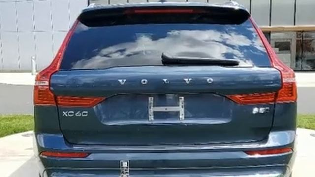 2022 Volvo XC60 B5 AWD Inscription смотреть онлайн
