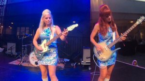 Surfrajettes! - Tiki Oasis Highlights - Toxic, Roller Fink, Salty Sister, Heart of Glass & MORE!