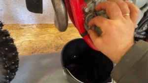 Замена масла в 4т эндуро мотоцикле GasGas / KTM / Husqvarna 250/350