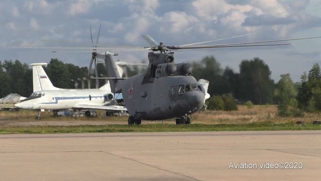 МИ-26 Запуск и взлет по самолетному. Кубинка. Август 2020 смотреть онлайн