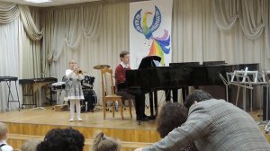 В.Щелоков:-"Шутка." Гончарова Софья.6 лет.Труба