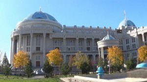 Душанбе. Комсомольское озеро. Стадион Фрунзе. Кохи Навруз