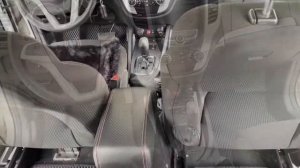 Тюнинг салона Changan CS35 новыми ковриками