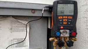 Фрагмент процесса заправки по перегреву с использованием TESTO 557