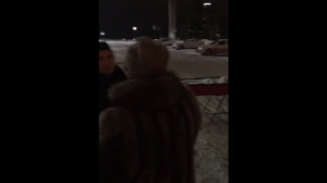 Жительница Тольятти привезла гроб с телом мужа к правительству