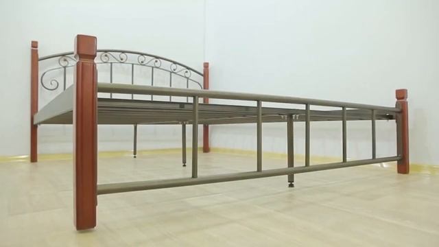 Афина металлическая двуспальная кровать на деревянных ногах фабрика Металл Дизайн смотреть онлайн