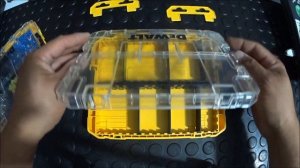 DEWALT DWAN2190 small parts tough case storage box. CAIXA ORGANIZADORA DEWALT TOUGH CASE+.