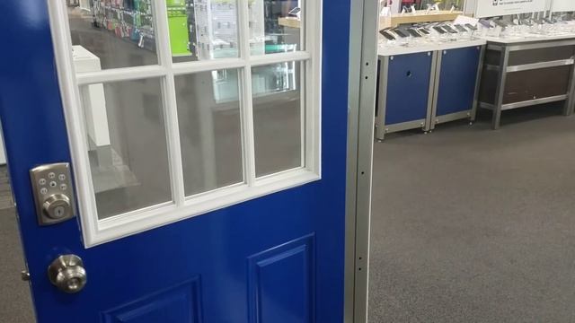 Smart Home + Security Demonstration Powered by Vivint смотреть онлайн