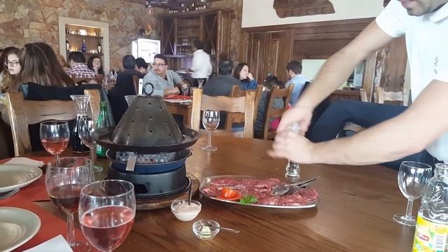 Кухня Португалии. Как просто и вкусно готовят нежнейшее мясо. смотреть онлайн