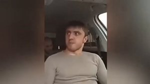 Мурад снимает девочку на трассе