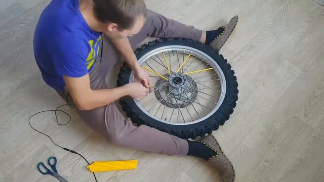 МОТО-ТЮНИНГ! Накладки на спицы - ЧАСТЬ 1 - ПЕРВАЯ.