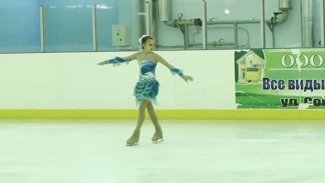 Новикова Полина, 2 спортивный разряд. Произвольная программа. Город Армавир 2015. смотреть онлайн