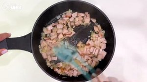 Гороховый суп с копченостями (ребрышки и ветчина)