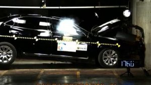 2011 Hyundai Equus NCAP Frontal Offset Impact (KNCAP)