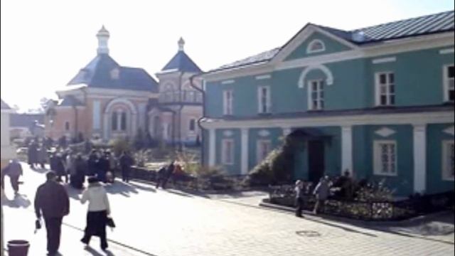 В Оптиной осень смотреть онлайн