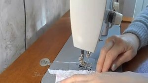 Как сшить детскую  наволочку с кружевом