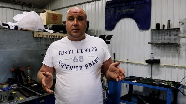 Как часто нужно менять масло в двигателе автомобиля, каждый водитель должен это знать!!! смотреть онлайн