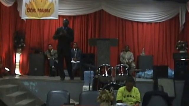 Pastor Edson Ramos.wmv - O Verdadeiro Sacrifício - parte 2 смотреть онлайн