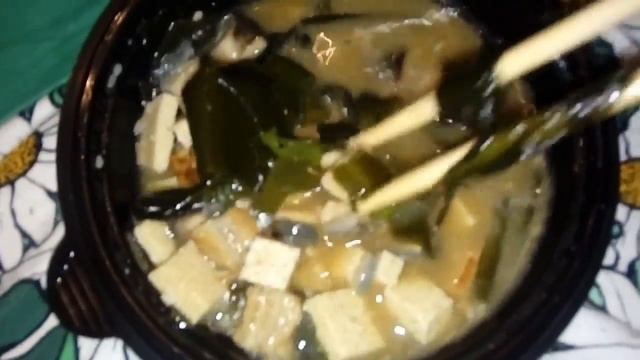 Заказали пиццу, роллы и новогодняя лента. смотреть онлайн