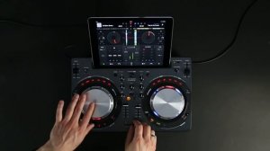 Pioneer DDJ-WEGO3 DJ Controller for djay by Algoriddim - Scratch Session