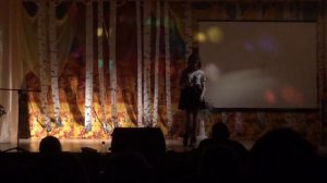 Поёт Алина Наурзбаева (с. Кочневское).