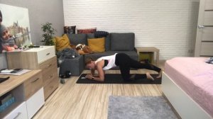 Техника выполнения планки на предплечьях.mp4