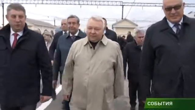 На вокзале участников Форума Победителей встречали хлебом солью 24 04 18 смотреть онлайн