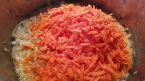 Куриное филе в сметано-томатном соусе