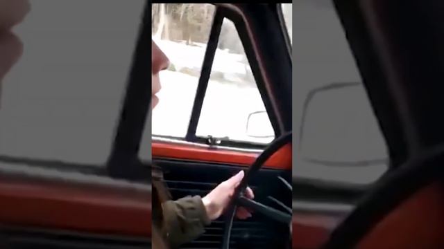 👌 девушка и запорожец - идеальная пара #запорожец #заз968м #идеальнаяпара #ретроавто #гонки #любовь