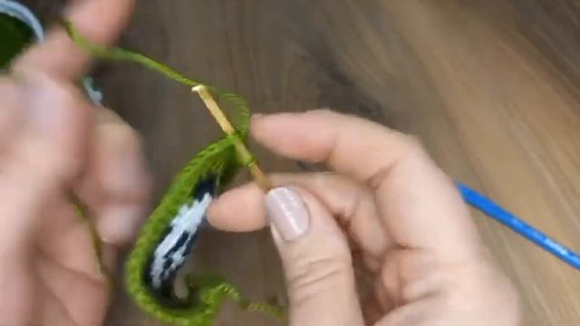 Вязаные детские тапочки?? перезалив.? тунисское вязание+спицы смотреть онлайн