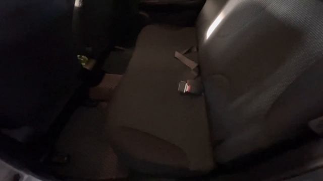 Как снять заднее сиденье на Nissan Note e11 смотреть онлайн