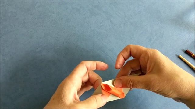 Кусудама с завитками.  Кубик из бумаги оригами. Kusudama. Origami Paper Cube