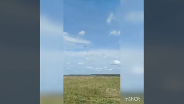 ПОЛЁТ НА ПАРАПЛАНЕ в тандеме с инструктором / ПЕРВЫЙ, НЕЗАБЫВАЕМЫЙ /Аэродром ЧИСМЕНА / ВЛОГ смотреть онлайн