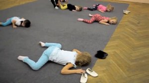 Занятие по художественной гимнастике младшей группы 17.10.2017