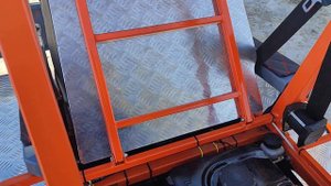 Обзор гусеничного мини вездехода - снегоуборщика.