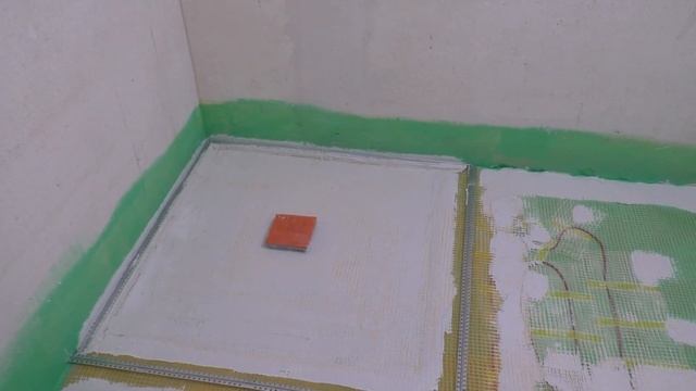 Монтаж теплого пола. Установка маячков. Подготовка чаши трапа. 8961-609-03-03 смотреть онлайн