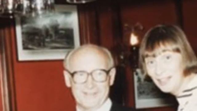 Welcome to my world Fly me to the moon.wmv смотреть онлайн