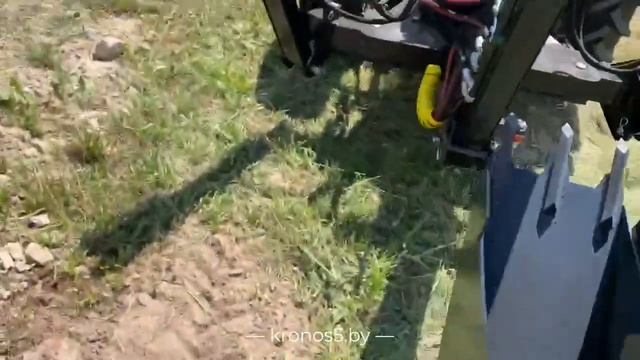 Навесной экскаватор Landformer 230 на тракторе  Шифенг SF 244C Обзор 2021
